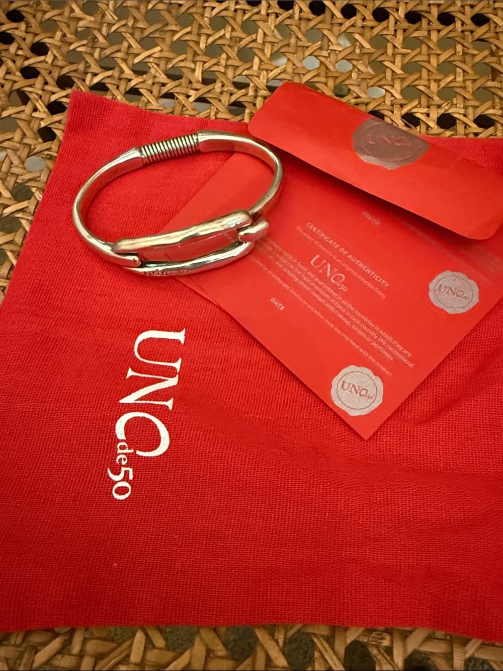 UNO de 50 Silver Hook Bangle with Red Pouch and Certificate of authenticity